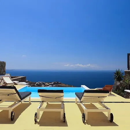 Luxury Villa With Pool And Sunset View! Vila *